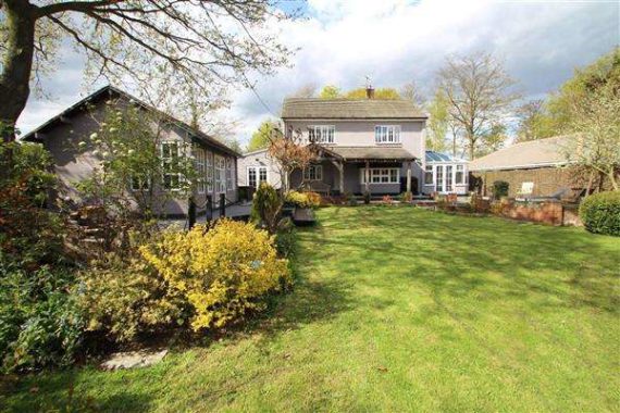 5 Bedroom Detached